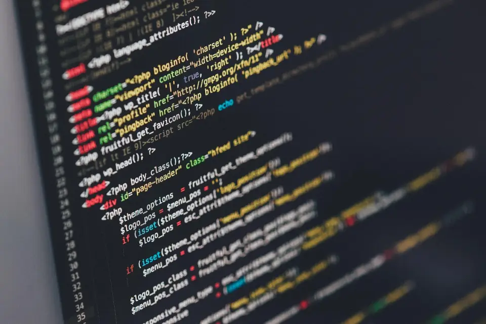 Git bisect binary search algoritması ile commit ağacı üzerinde hata arama süreci Görseli